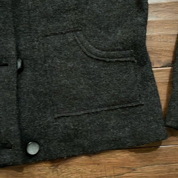 CAbi Women’s Wool Jacket - Picture 6 of 8